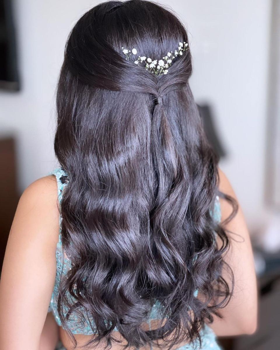 50+ Bridal Hairstyles For Indian Brides This Wedding Season - WeddingWire