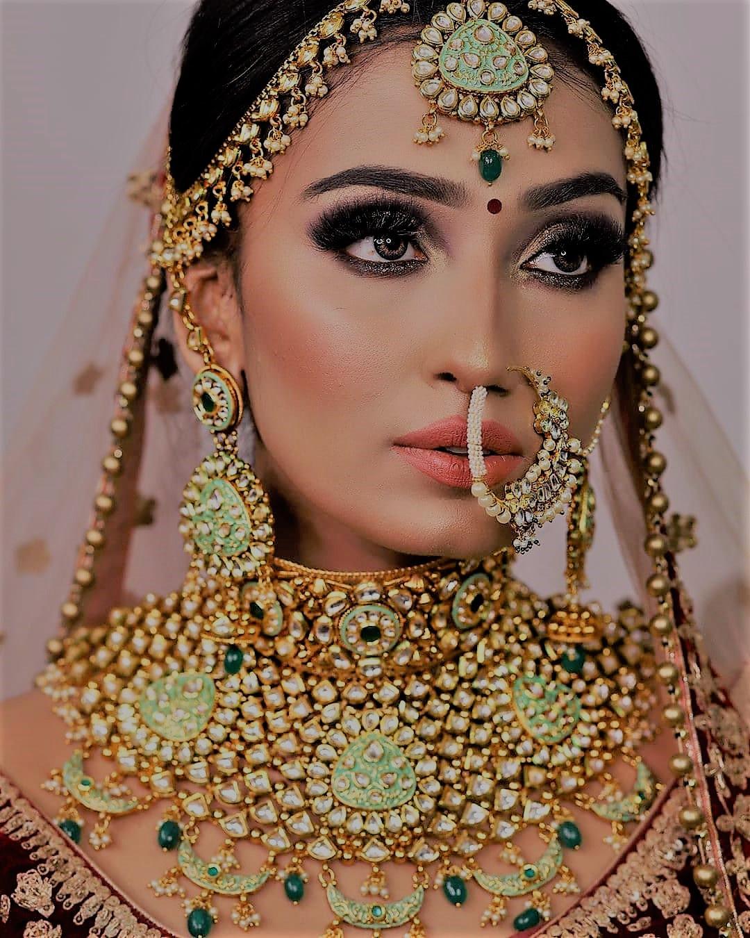 How To Layer Your Bridal Jewellery: Tips For South Indian Brides | WedMeGood