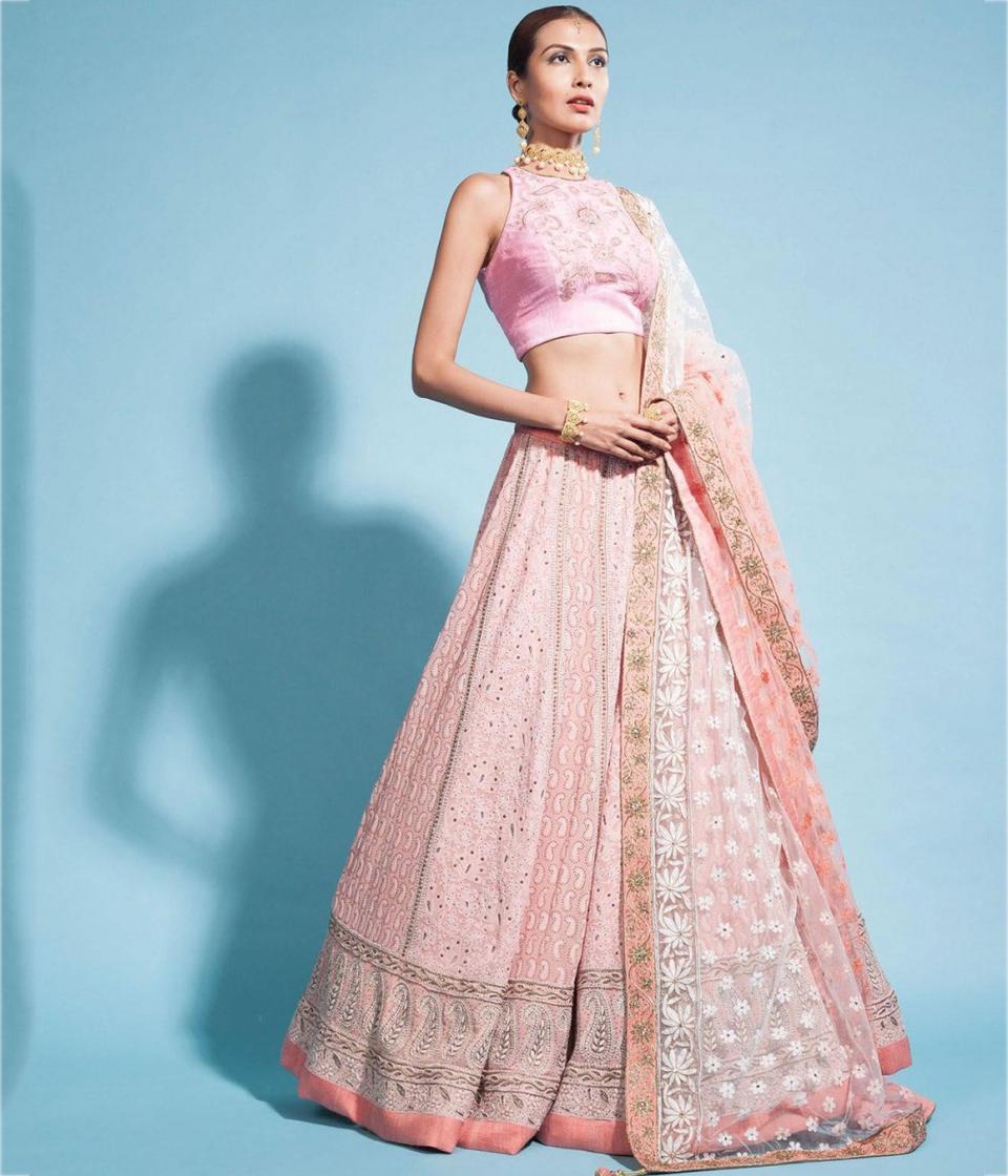 Regal Chikankari Lehengas For The Brides Bridesmaids To Pick Right