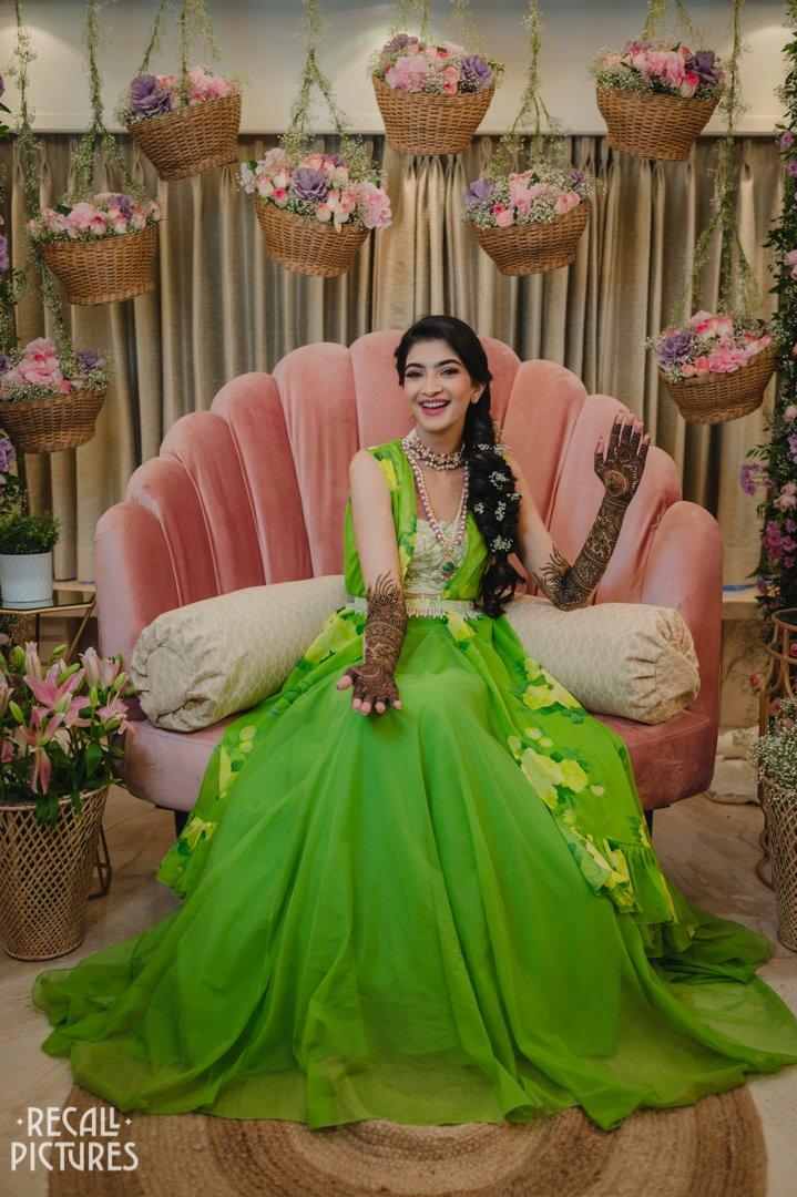 Hanna S Khan mehndi ceremony