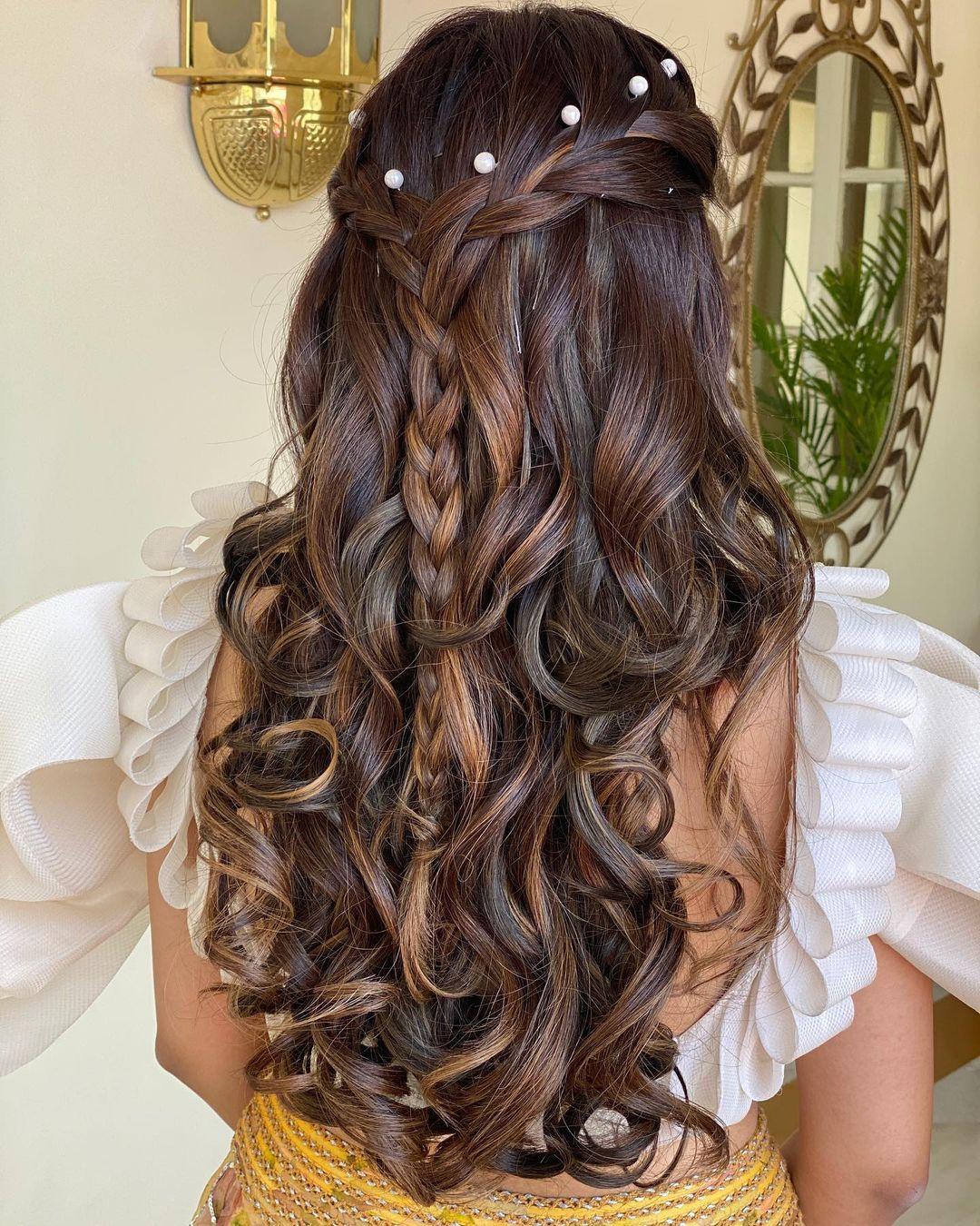 20 Open Hairstyle Ideas For Wedding Functions 