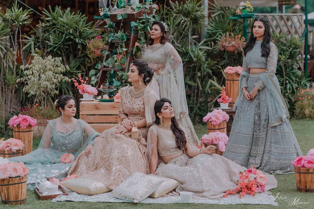 20 Wedding-Perfect Lehengas We Spotted On Real Brides Recently | Stylish  dresses, Party wear indian dresses, Indian wedding gowns