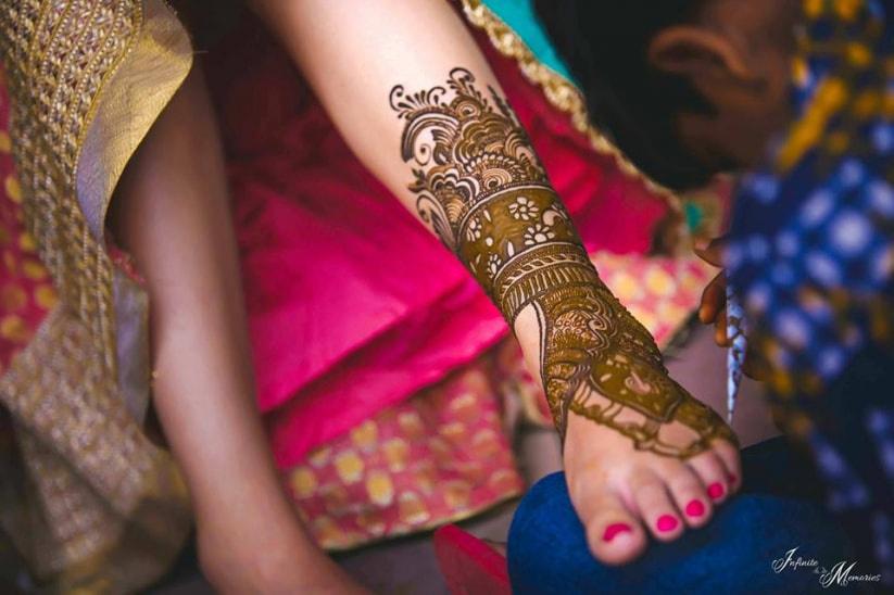 How To Find and Book Your Perfect Bridal Henna Artist - INDIA New England  News