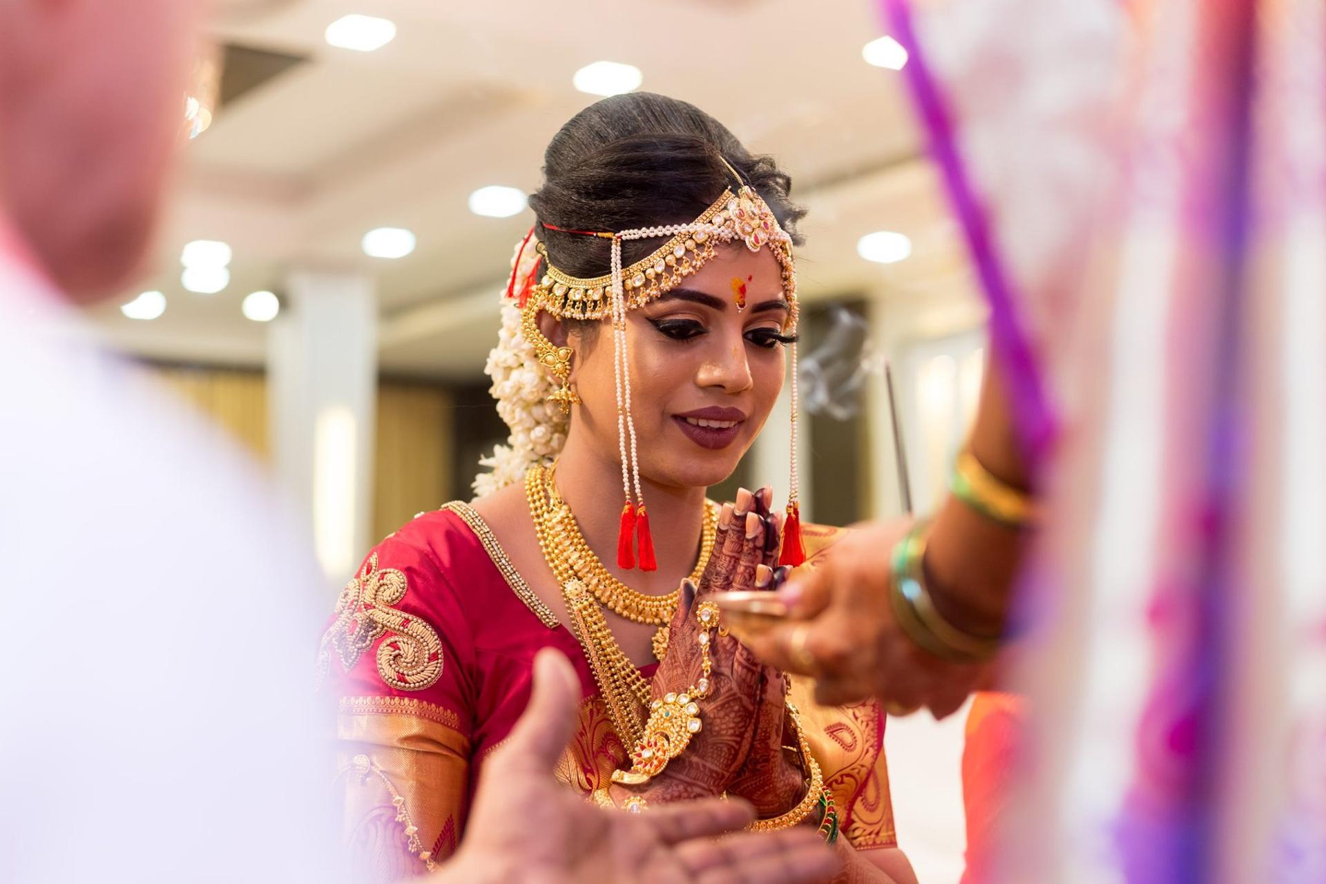 8 Types Of Maharashtrian Jewellery That Are Must Wear For Your Big Day