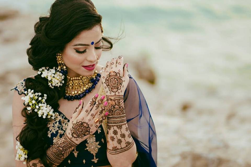 Karwa Chauth poses for perfect Insta-clicks – News9Live