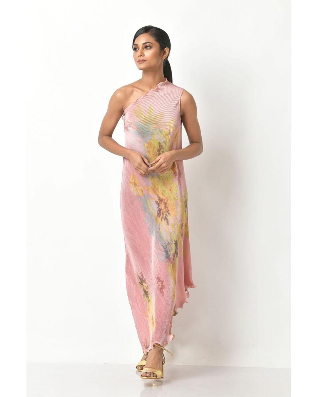 New Design Ladies Chiffon Floral Printing Dress Sleeveless - China Casual  Dress and Women Dress price | Made-in-China.com
