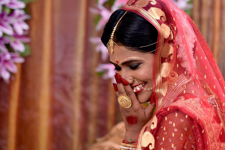 Learn How Bengali Mehndi Blends Simplicity, Authenticity and Ethnicity on the Wedding Day