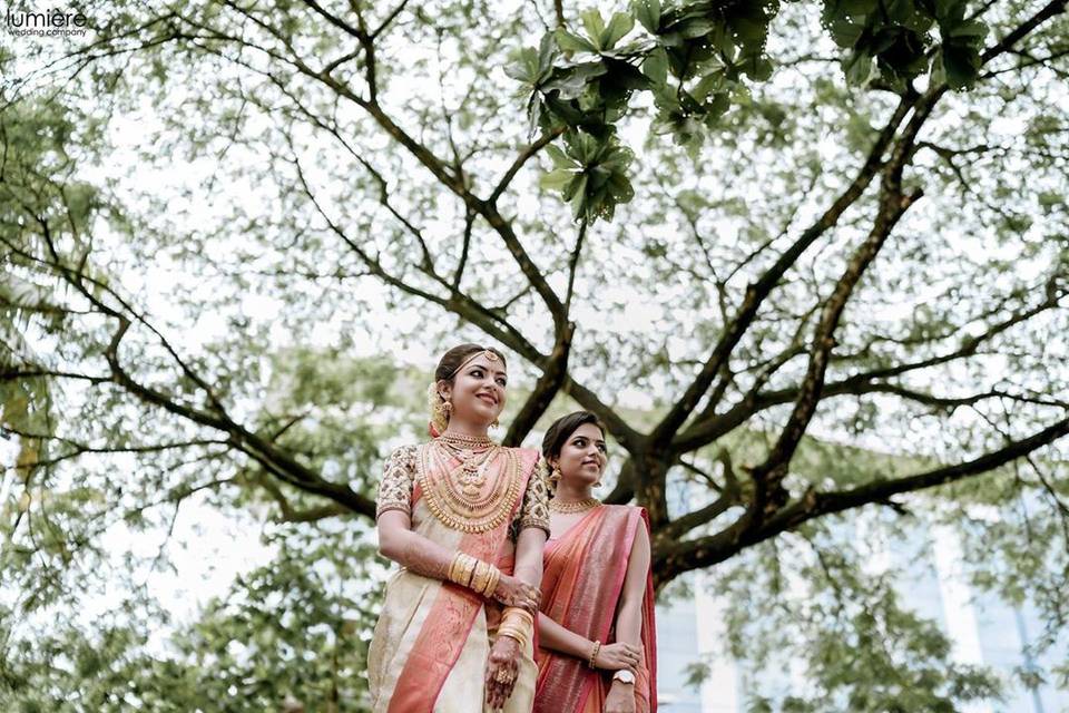 Bridesmaid Sarees That Every Woman Needs in Her Wardrobe!