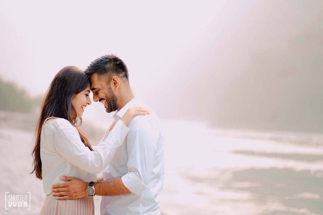 20 Lovely Pre-Wedding Shoot Poses for Every Couple - Ethnic Fashion  Inspirations!