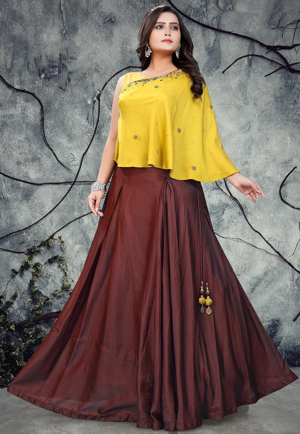 Brown skirt shop and yellow top