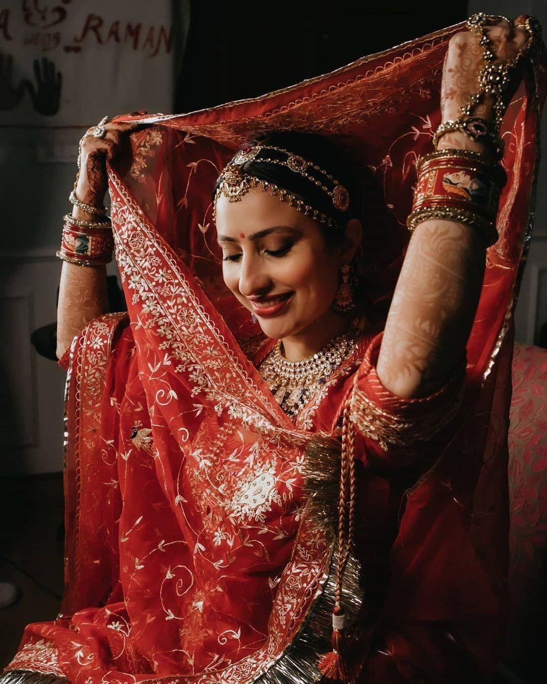 Stunning Brides Who Wore Pink Lehenga With Emerald Jewelry