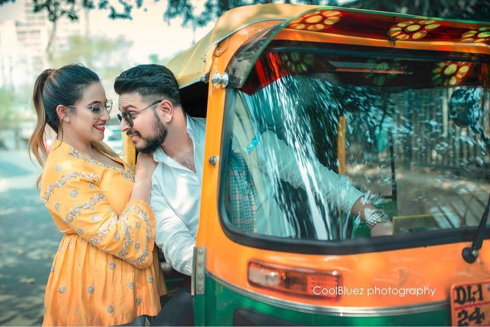 Premium Photo | Young couple in vintage cars