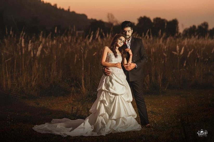 7 Easy Couple Poses For Wedding Videographers - Wedding Videography Tips -  YouTube