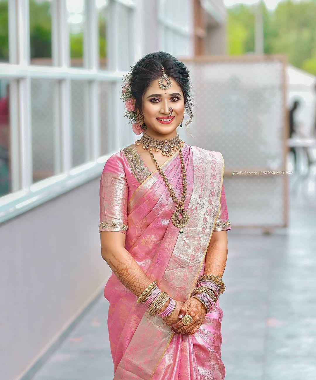 Prettiest Maharashtrian Brides That Looks Like a Million Bucks | Marathi  bride, Indian bride outfits, Asian bridal dresses