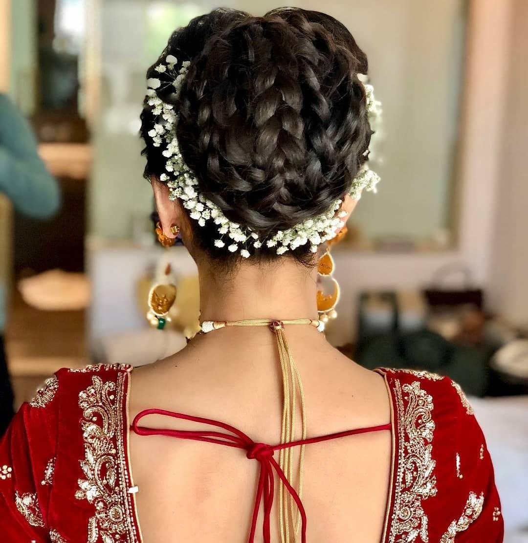 Easy Hairstyles to look Stylish in a Saree – Glamwiz India