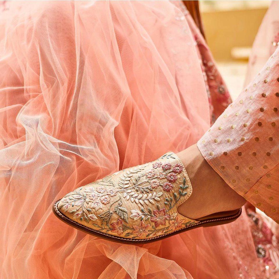 Wedding shoes for discount sherwani