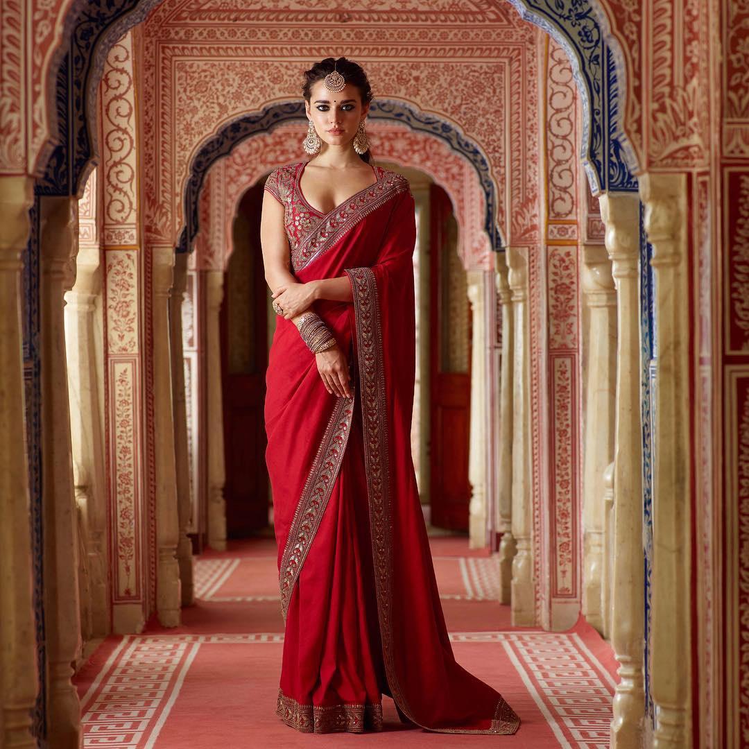 Red Saree With Golden Border