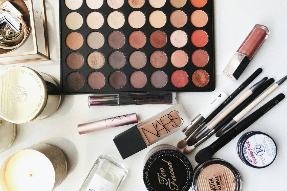 Editor's Pick: Best Bridal Make-up Kit Essentials & Buys For All Budgets
