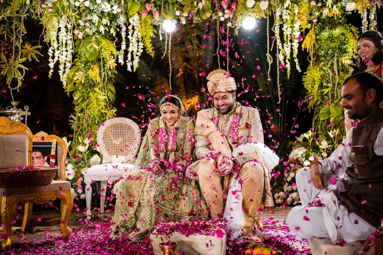 Radhika And Gaurav's Engagement Party | Hilton Washington Dulles Airport  Hotel | North Indian Gujarati Wedding | Northern Virginia South Asian  Wedding Photographers | Indian And South Asian Wedding Photographers