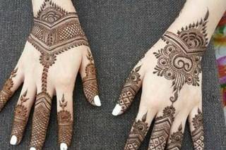 full finger mehndi design