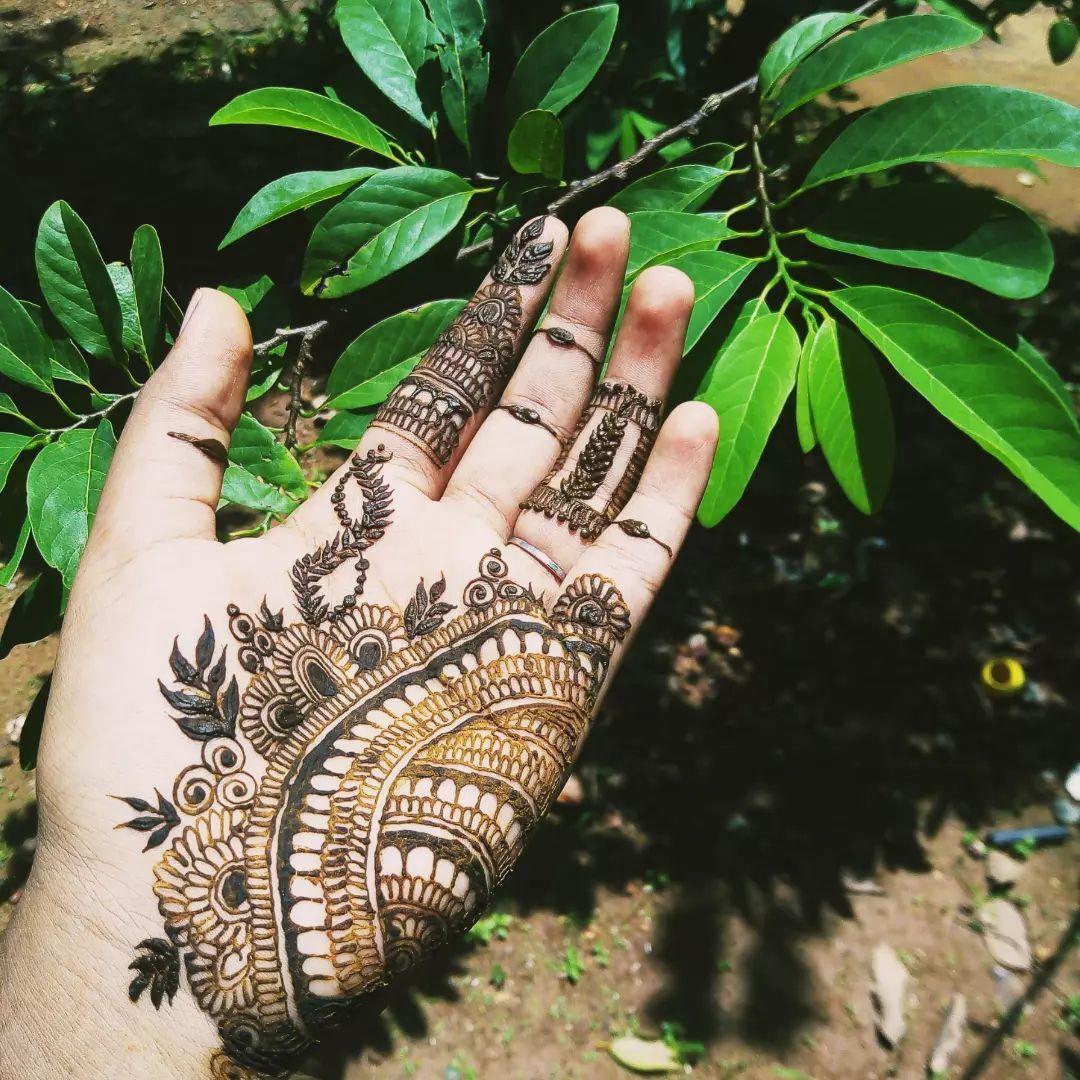 stylish and easy mehndi designs for front hands/Simple Mehndi design For  Front hands - YouTube