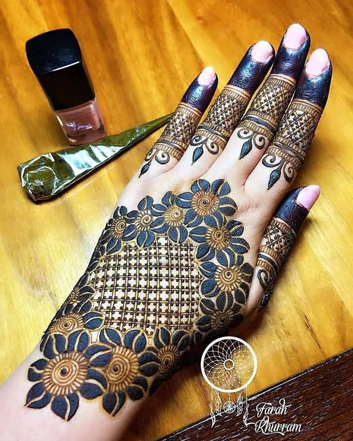 35 Easy Henna Designs For Beginners For Your Hands And Feet 