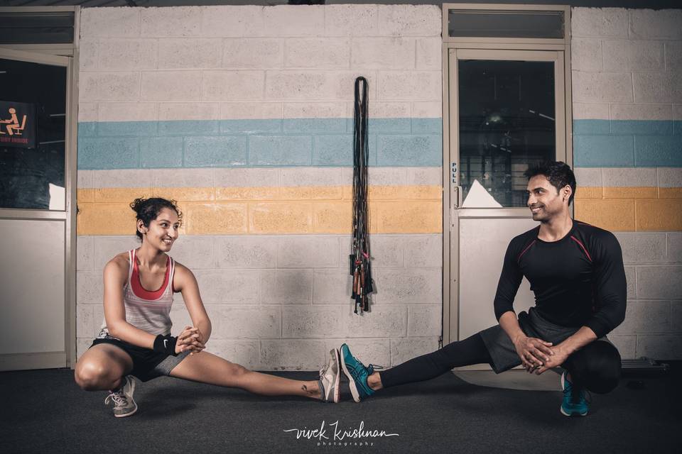  At-Home & No-Equipment Workouts for Couples That Are Worth a Shot