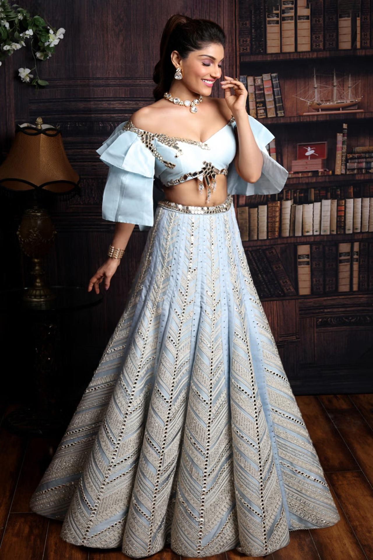 Top 10 Latest lehenga blouse design & Patterns - Styleofady