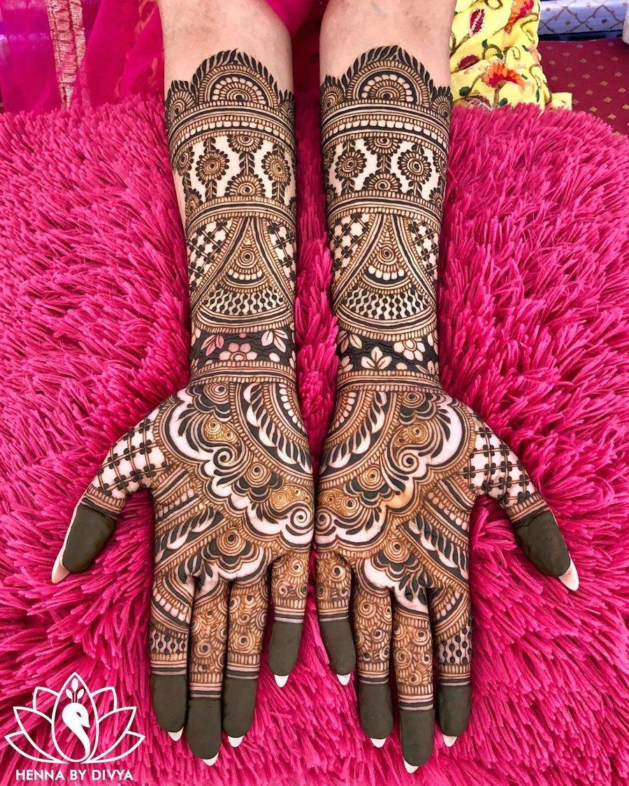 Top 30 Full Hand Mehndi Designs For Your Big Day - Pyaari Weddings-sonthuy.vn