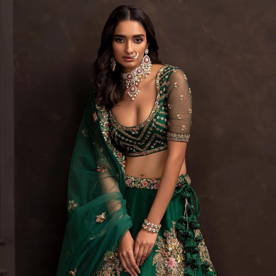 Beautiful Trending Designer Mirror Work Lehenga Choli For Wedding Buy –  Joshindia