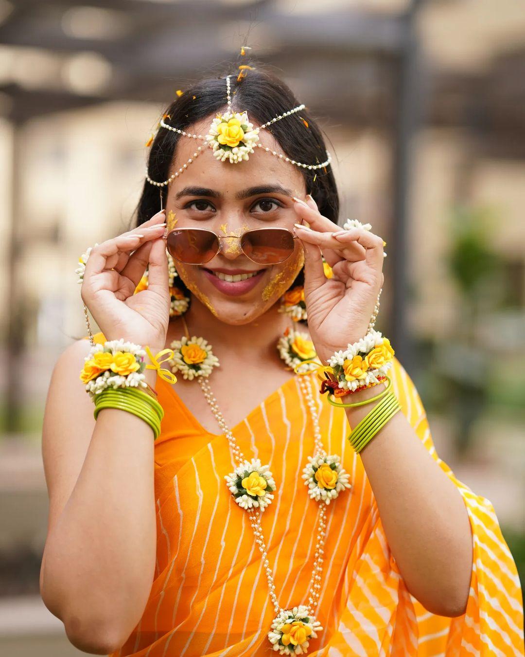 Closeup Bengali Bridal Pose Ideas For Upcoming Wedding