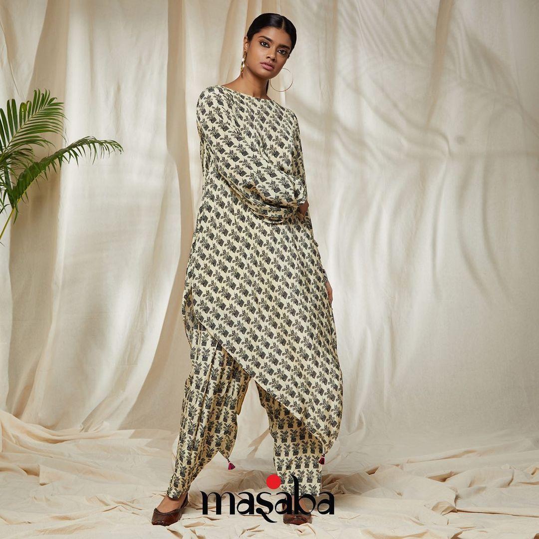 Traditional Indian Style Black Salwar Suit Design For Girls – Kaleendi-nextbuild.com.vn