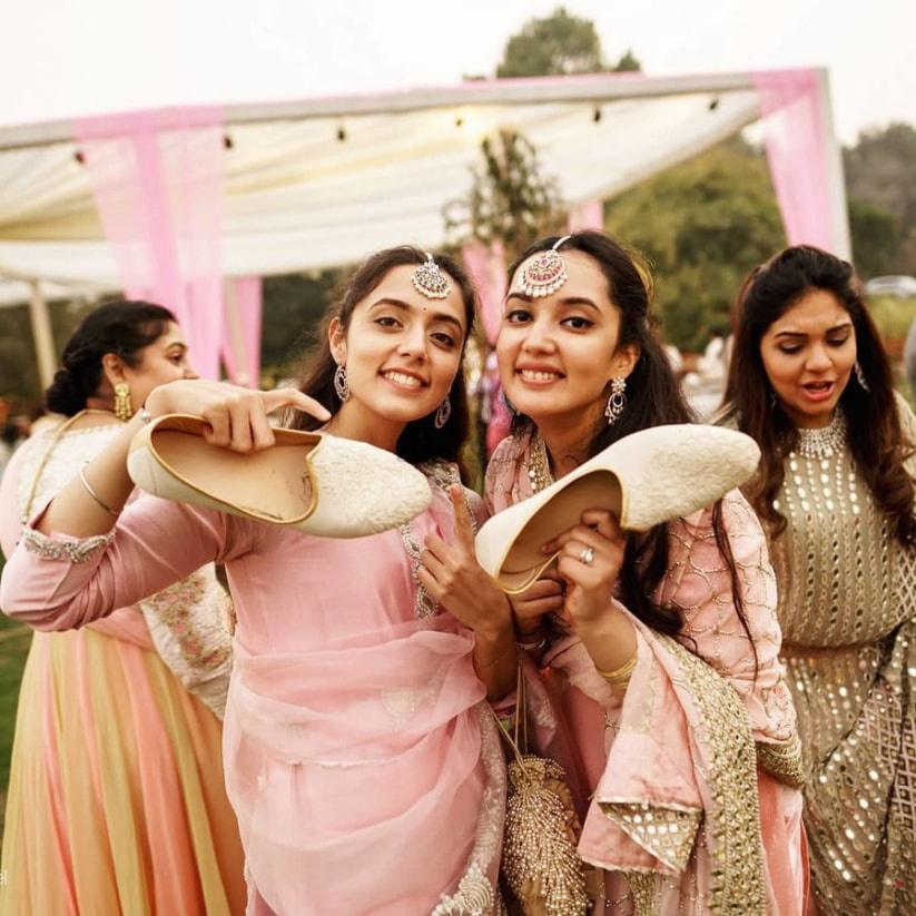 13 Manish Malhotra Brides In Green Lehenga । मनीष मल्होत्रा के ग्रीन लहंगे  में सजीं ये 13 दुल्हनें