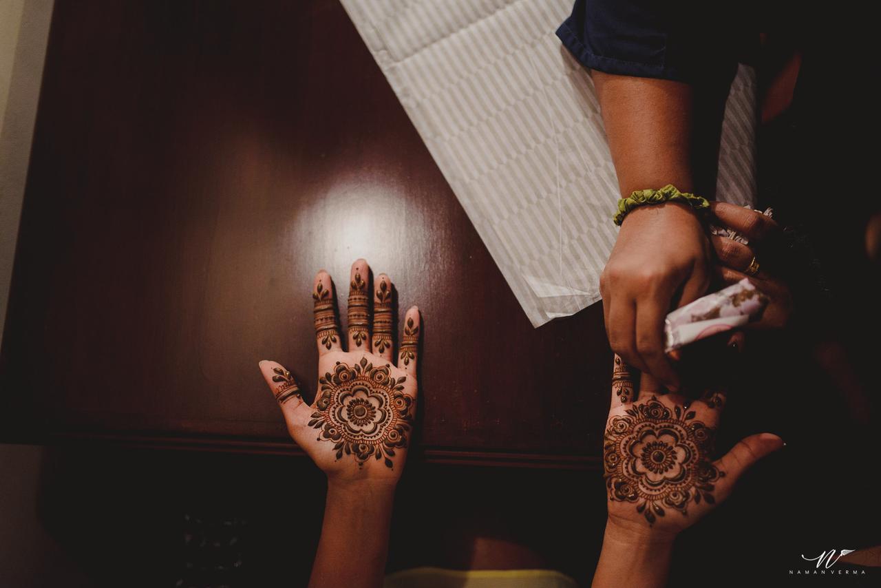 25+ Unique & Best Rose Mehndi Designs for Brides & Bridesmaids |  WeddingBazaar