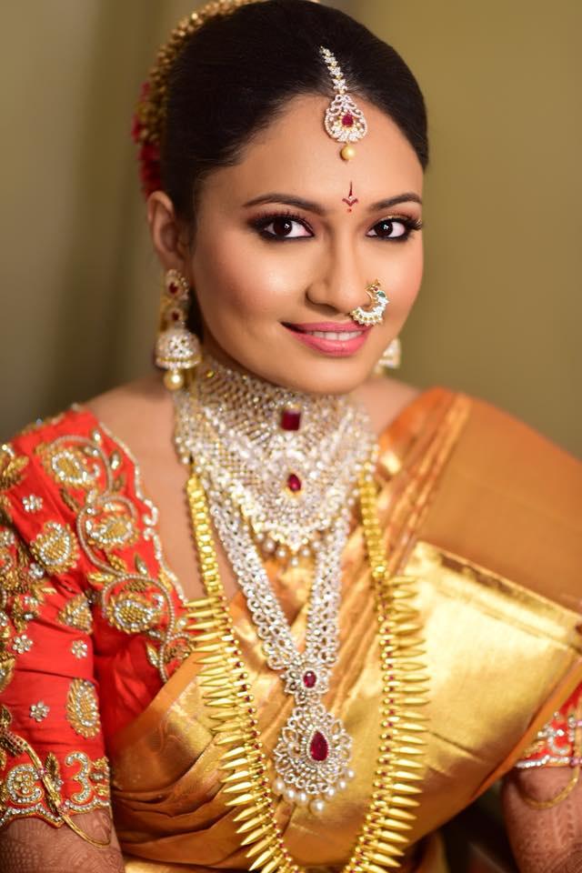 50 Beautiful Bindi Designs To Check Out This Year And Add To Your Bridal