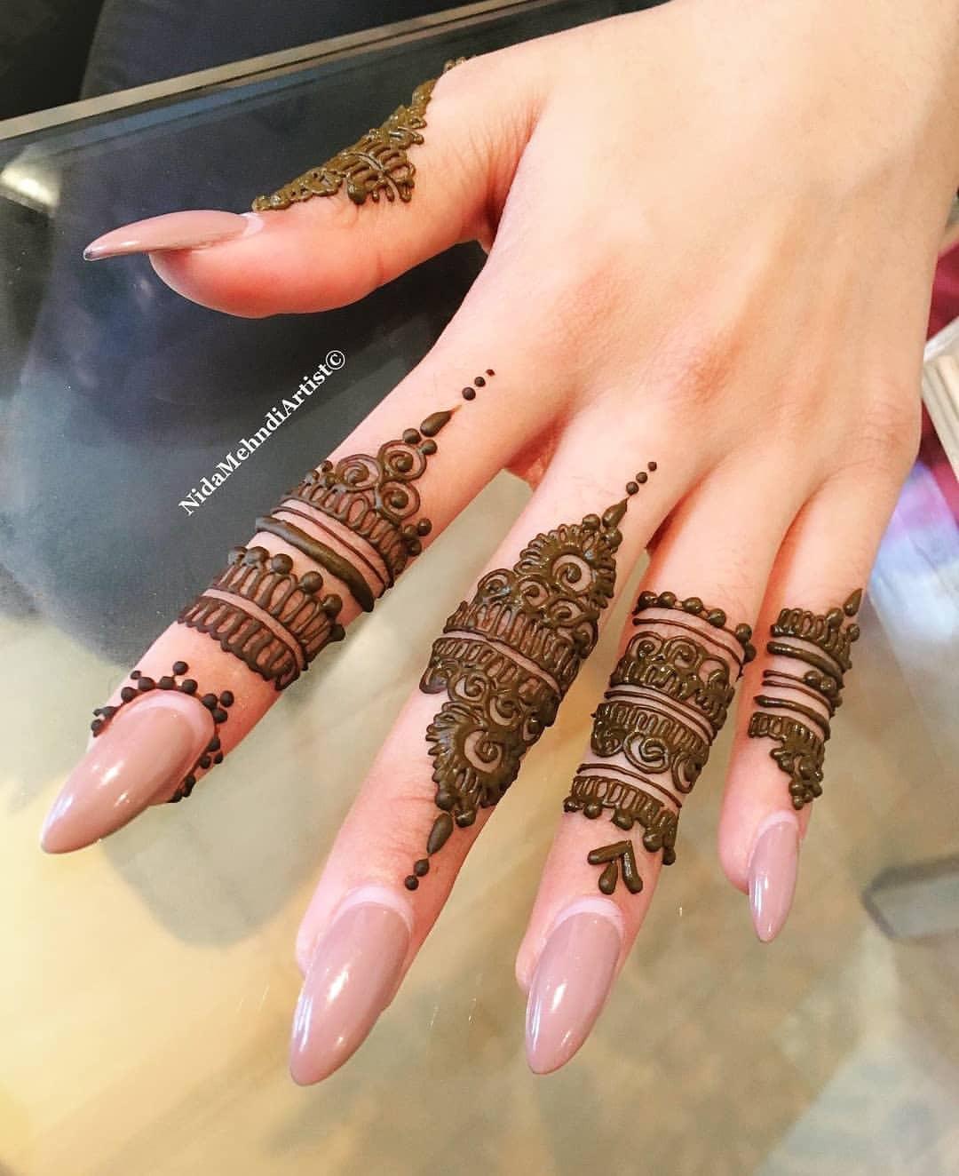 Line Patterns for Finger Mehndi
