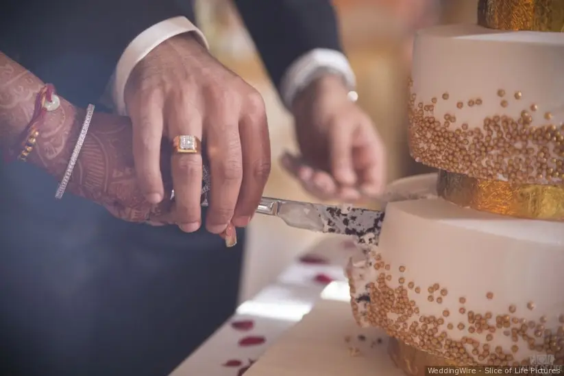 Minimalist white and gold engagement cake | Engagement cakes, Cake,  Engagement