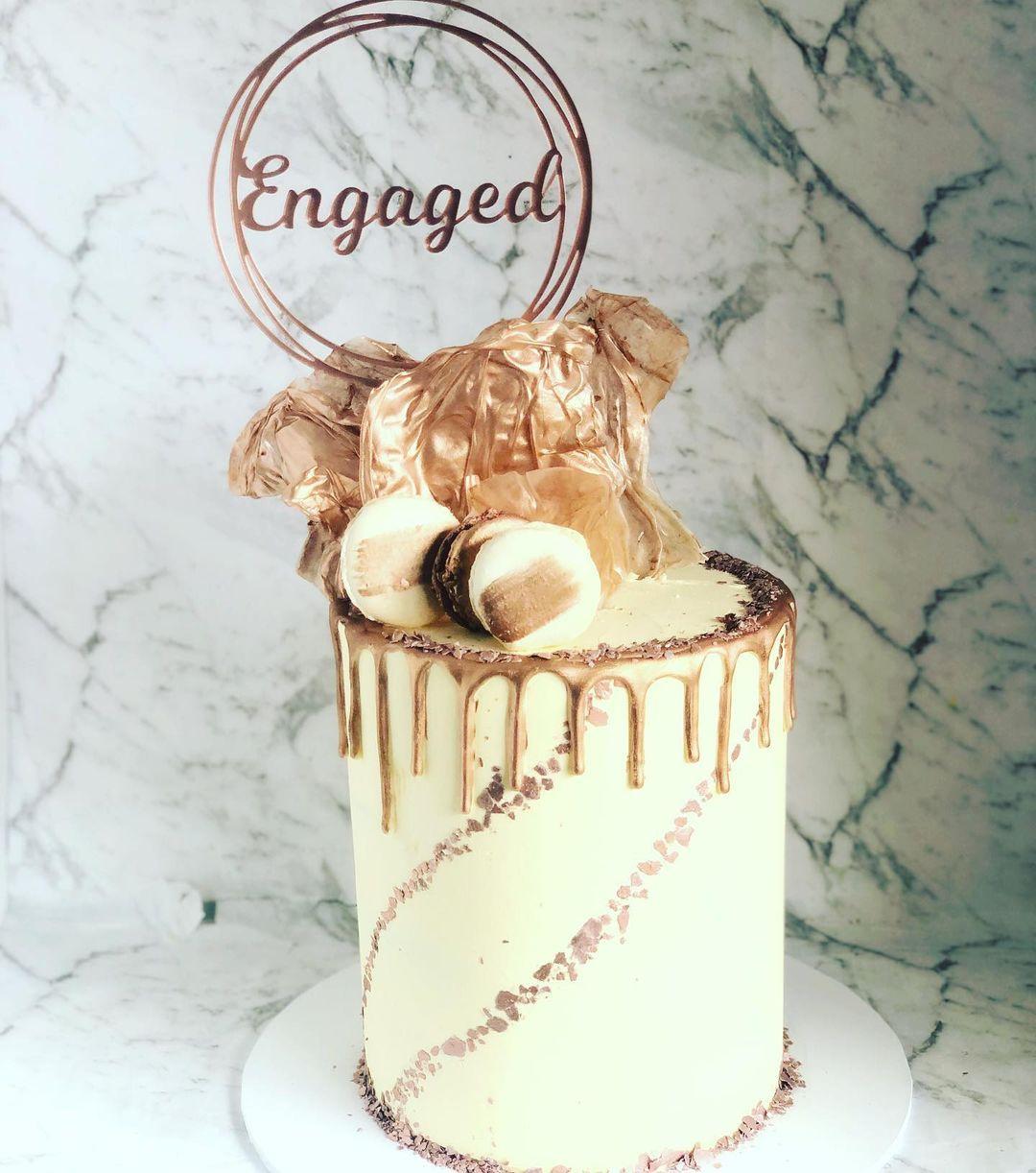 Simple yet gorgeous Engagement cake designed for dearest @vinitatirthani 💍  💍… | Instagram