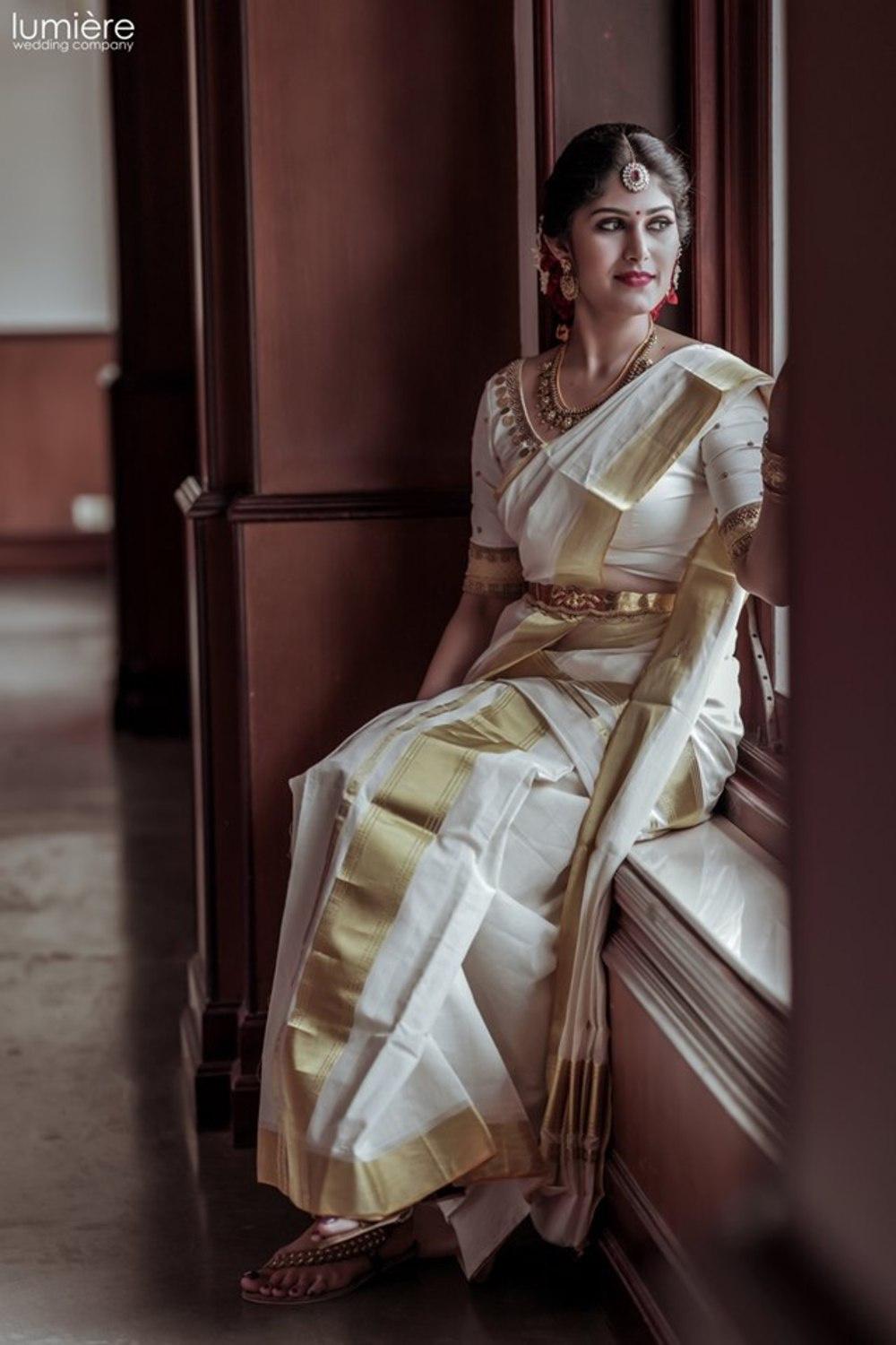 SIAZLOOM Kerala Saree with KANTHA Handwork – OCHRE Border (Kara) - Siaz Loom