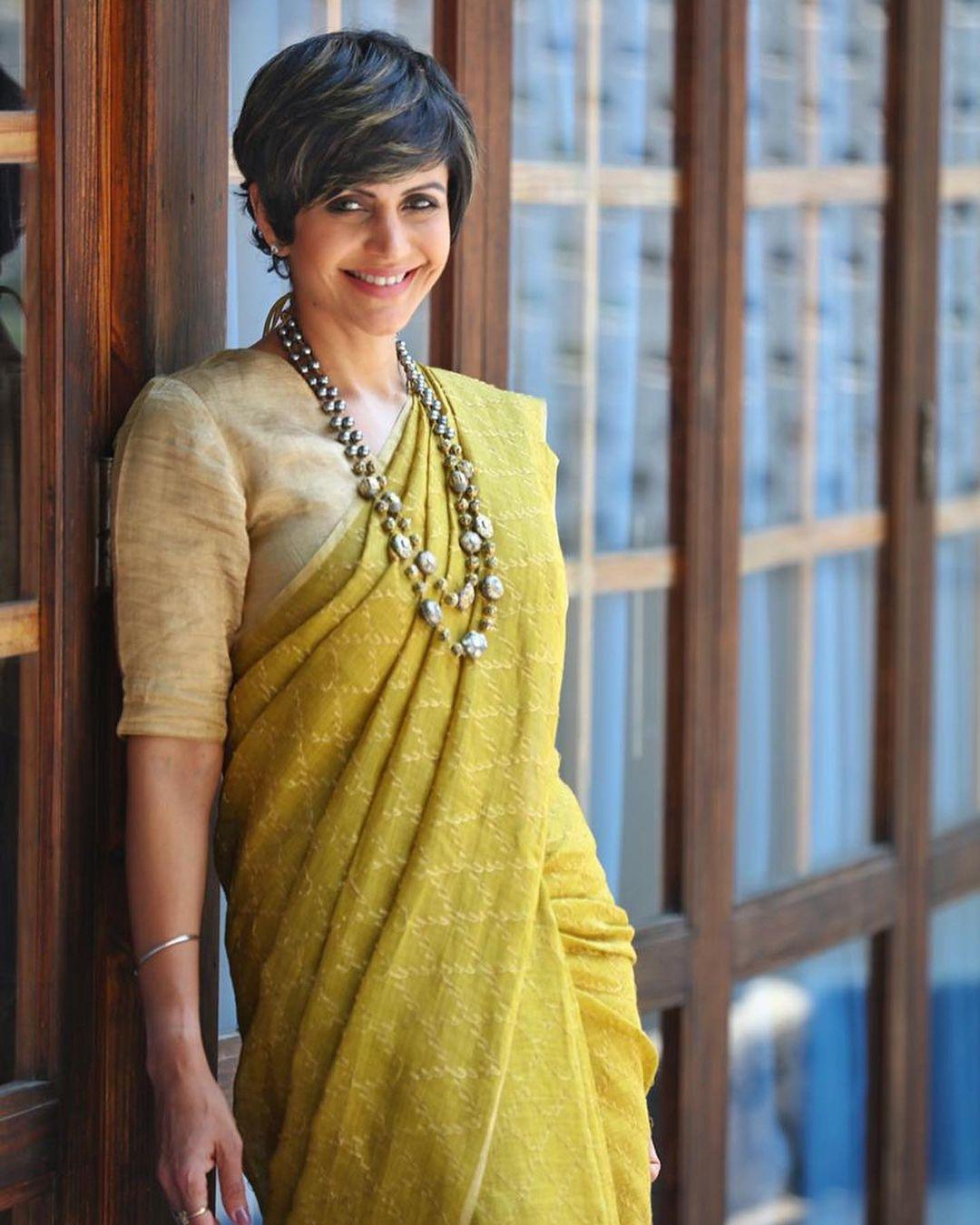 93719 easy hairstyles for short hair to do at home mandira bedi short hair with saree