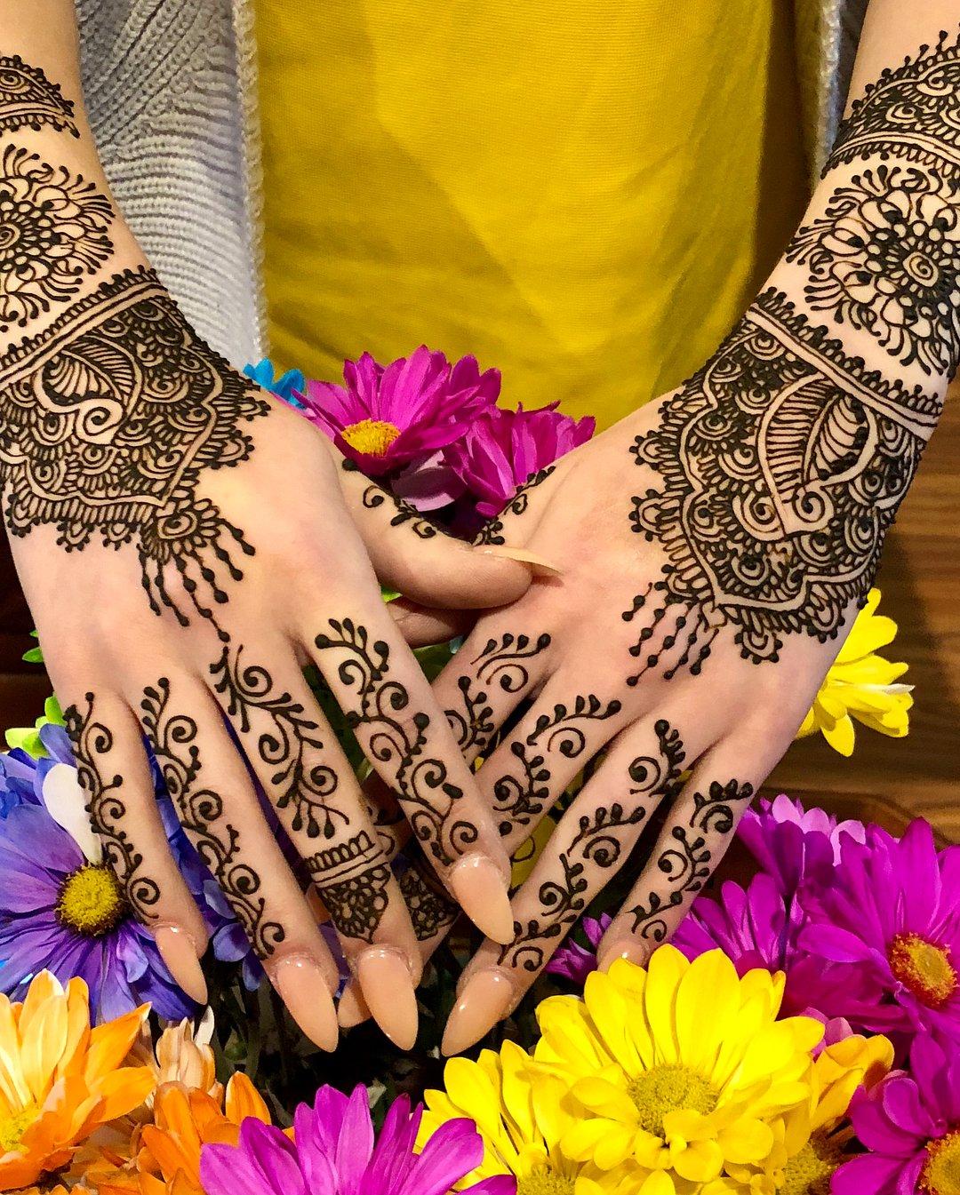 Easy Simple Mehndi design - cotton bud Mehendi design back hand - Arabic Mehndi  Design | Eid Mehndi | Easy Simple Mehndi design - cotton bud Mehendi design  back hand - Arabic