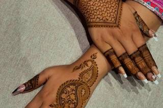 mehndi design in finger