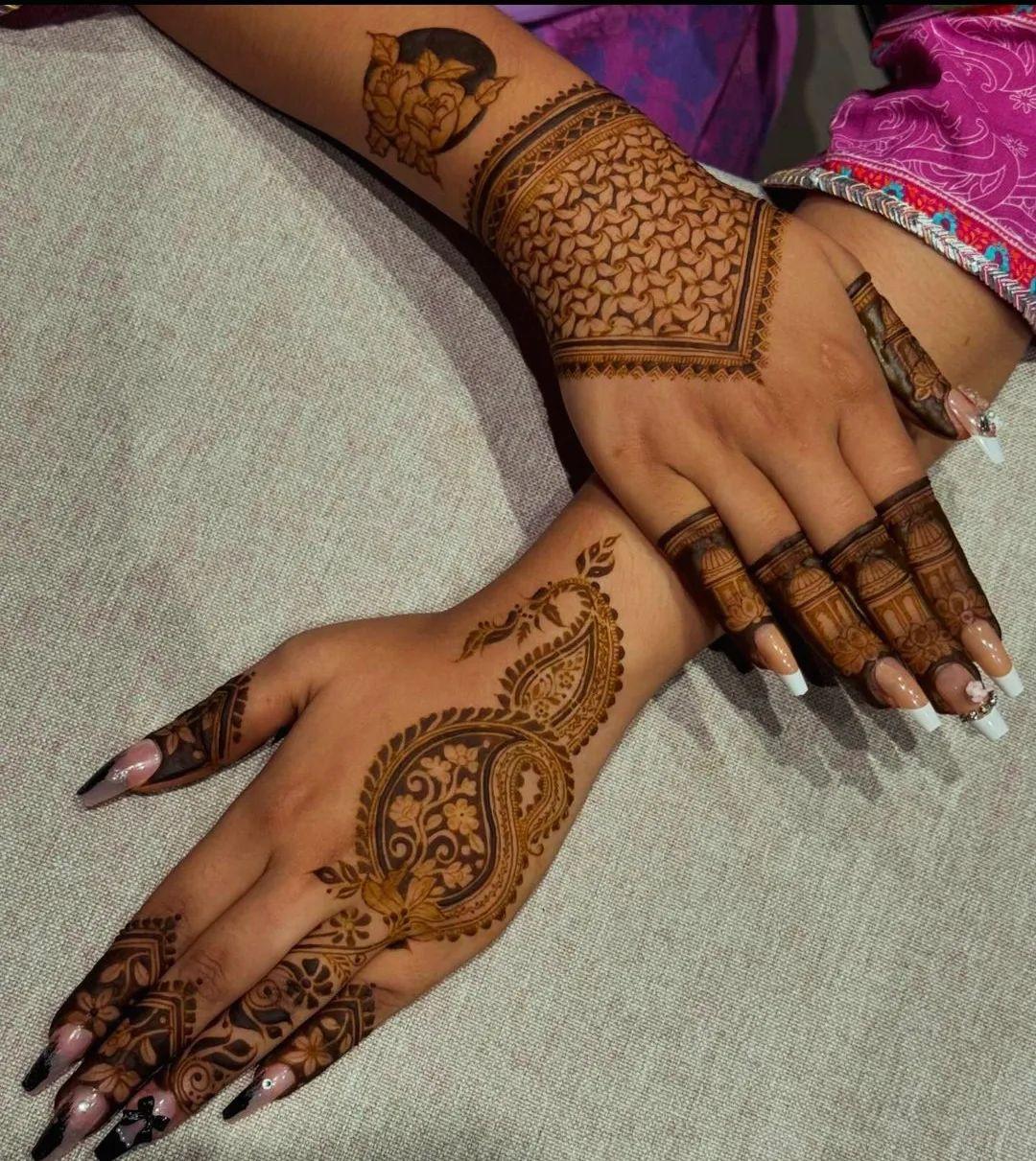 mehndi design in finger