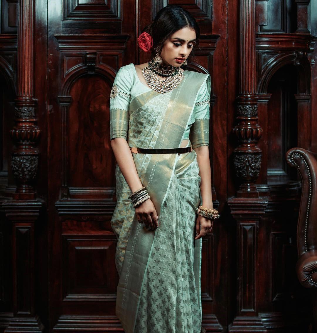 Sea Green Blue Shaded Banarasi Bandhani Saree – Naina Jain