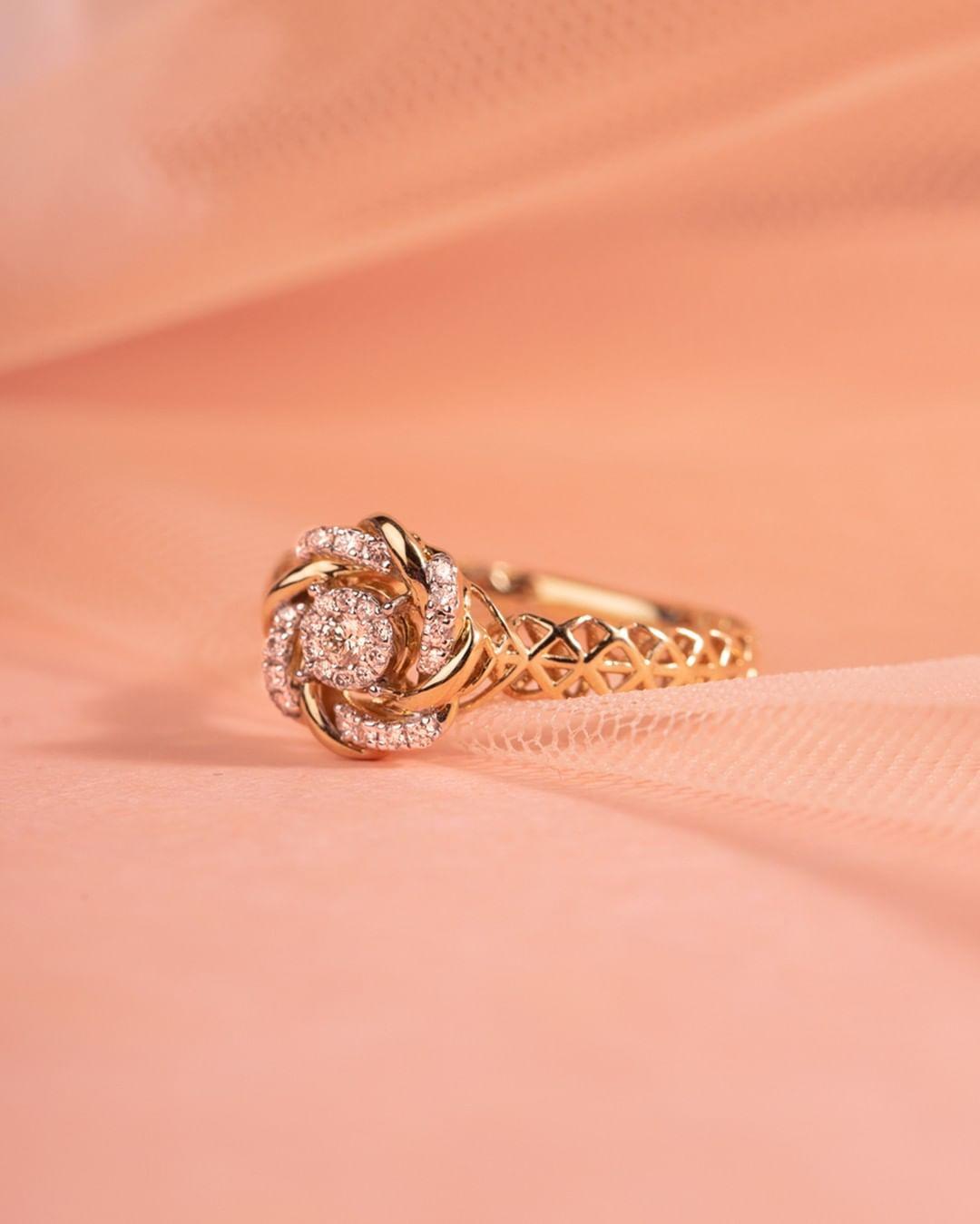 Manufacturer of Couple gold ring-cr32 | Jewelxy - 140648