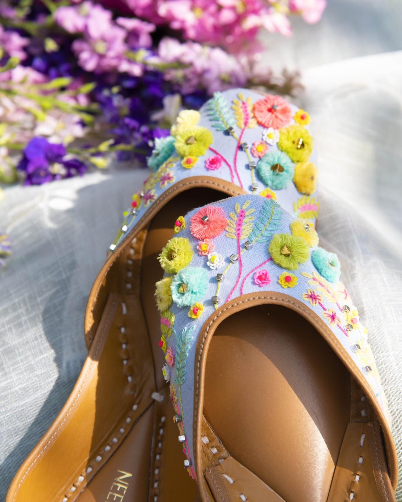 Get Wedding Ready With Trendy Juttis, Mules and Sandals From Fizzy Goblet