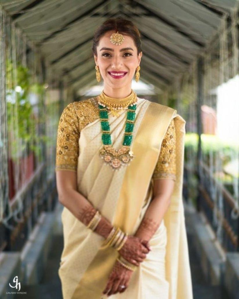 26 Real Brides Who Wore Banarasi Saree on Their D-day | WeddingBazaar