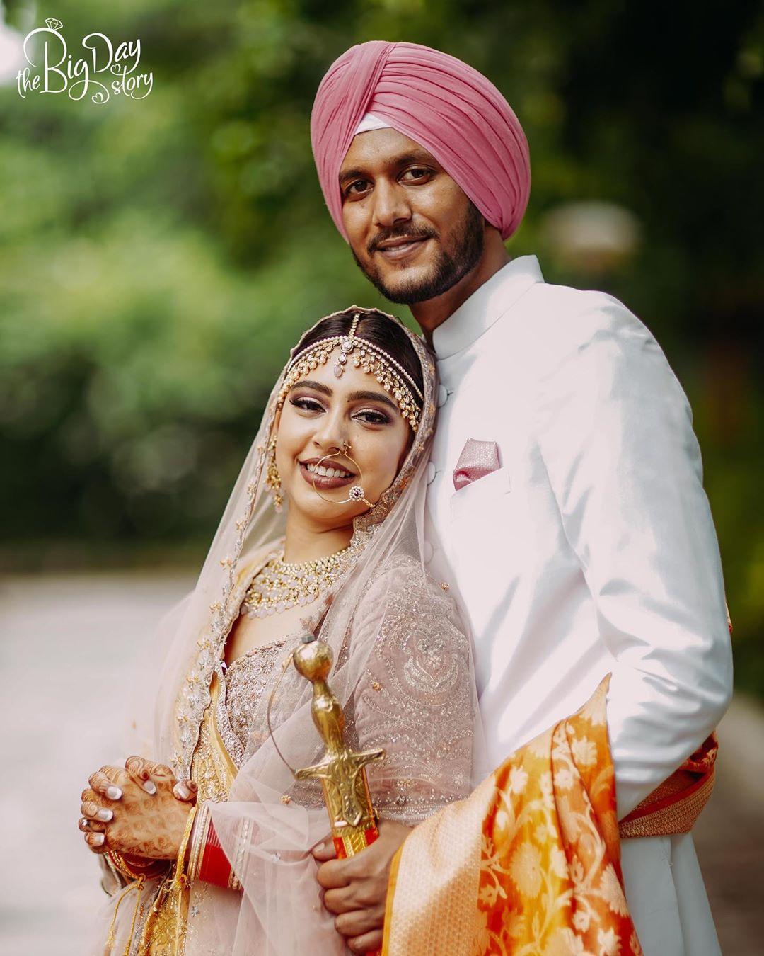 nititaylor got #engaged to her school time friend Parikshit Bawa last week.  Her #Engageme… | Couple wedding dress, Wedding couple poses photography,  Marriage dress