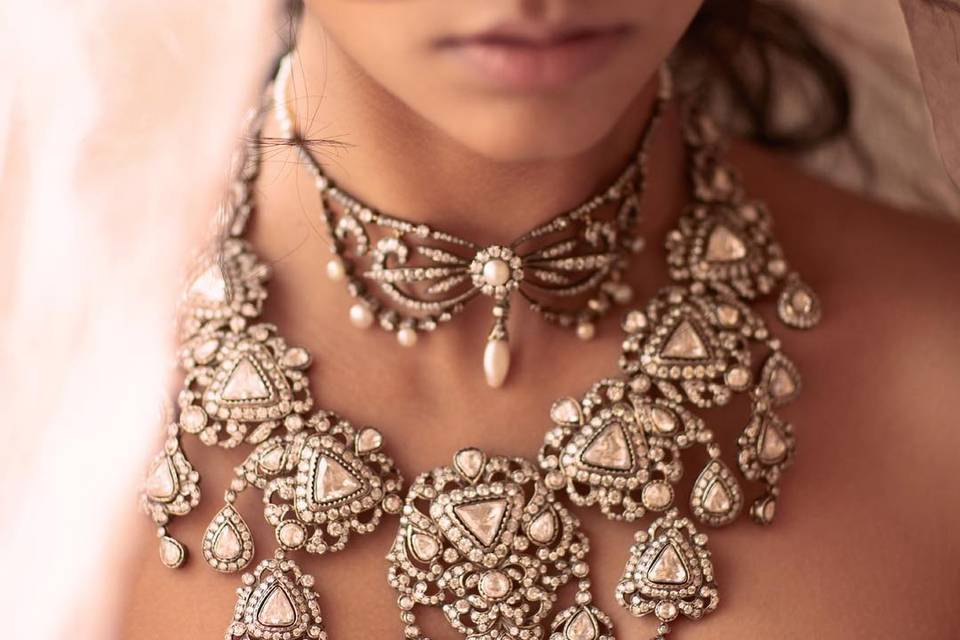 Spotted! 9 Stunning Bridal Jewellery Designs We Love Right Now