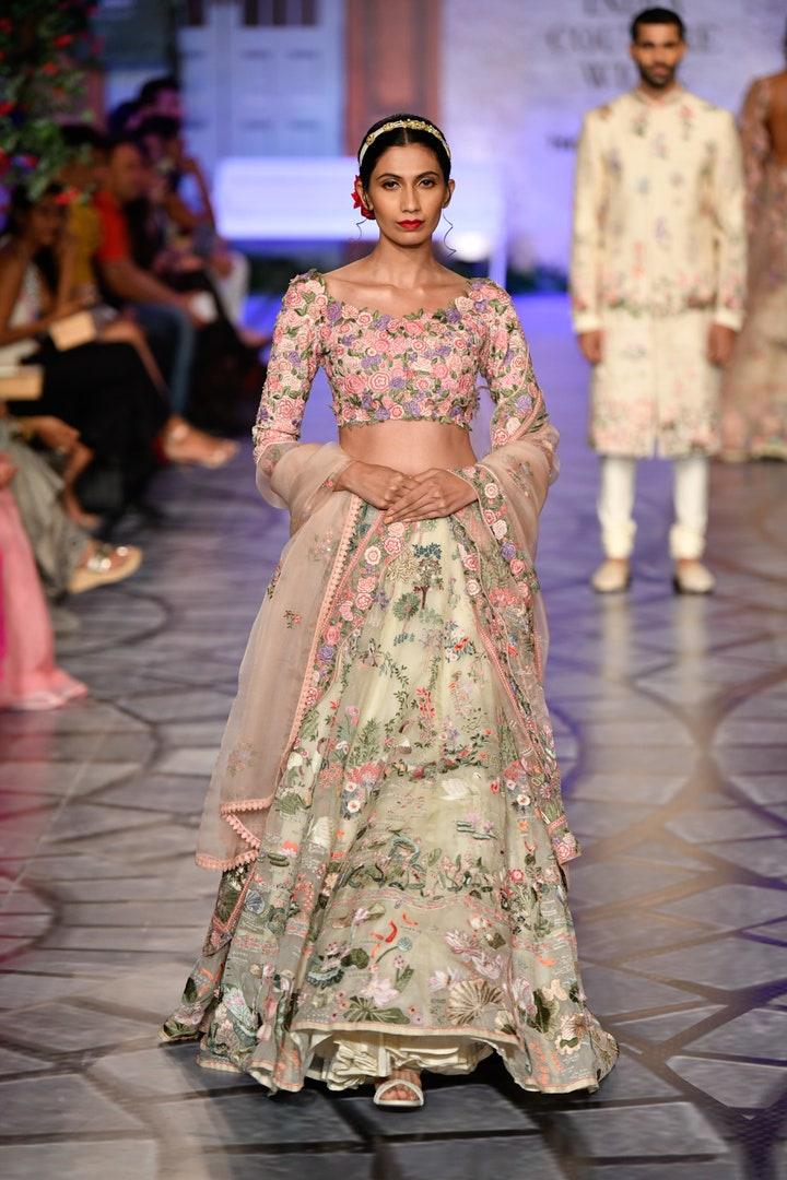 Soft Peach 3D Floral Lehenga – Kaaishastore